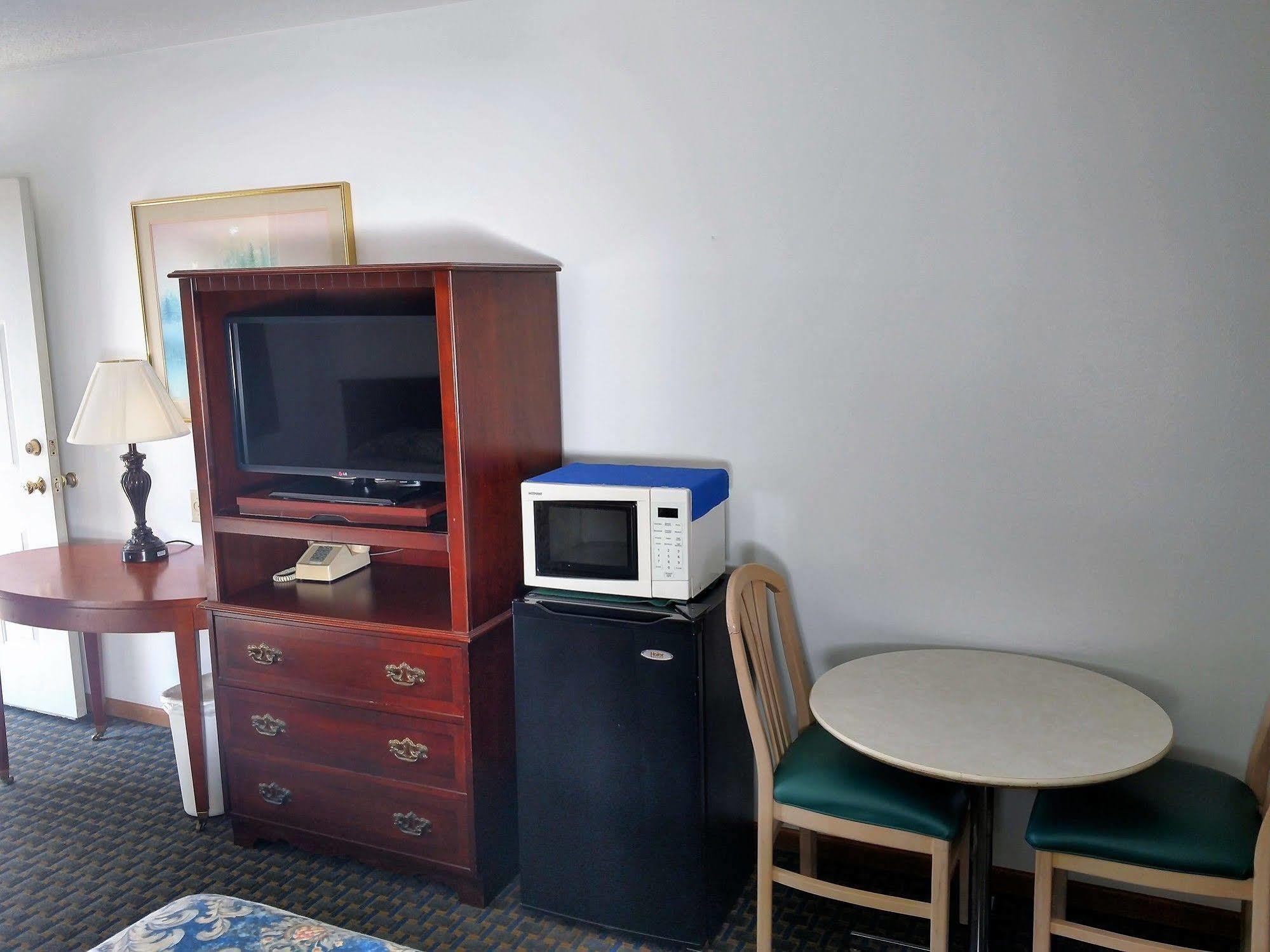 All Seasons Motel Rock Falls Экстерьер фото